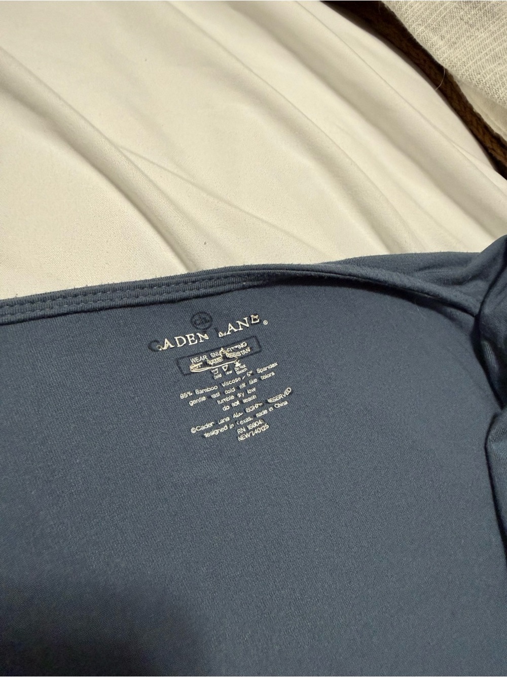 Caden Lane Maternity & Nursing Bamboo Robe - Picture 2 of 3